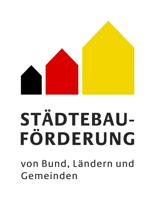 Das Logo der Städtebauförderung von Bund, Ländern und Gemeinden besteht aus drei Häusern in den Farben schwarz-rot-gold (gelb), die von links nach rechts größer werden.